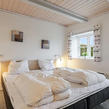 Feriehus Arvi - 100m From The Sea By Interhome